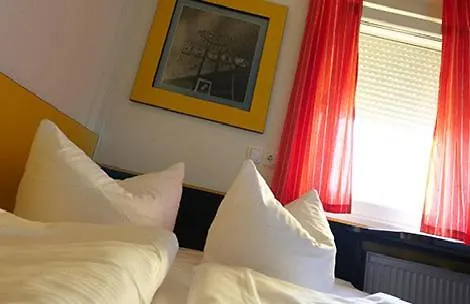 מוטל Green Nights Hotel 2*
